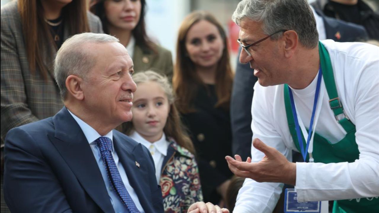 Cumhurbaşkanı Erdoğan'dan Atatürk Havalimanı Millet Bahçesi’nde esnaf ziyareti