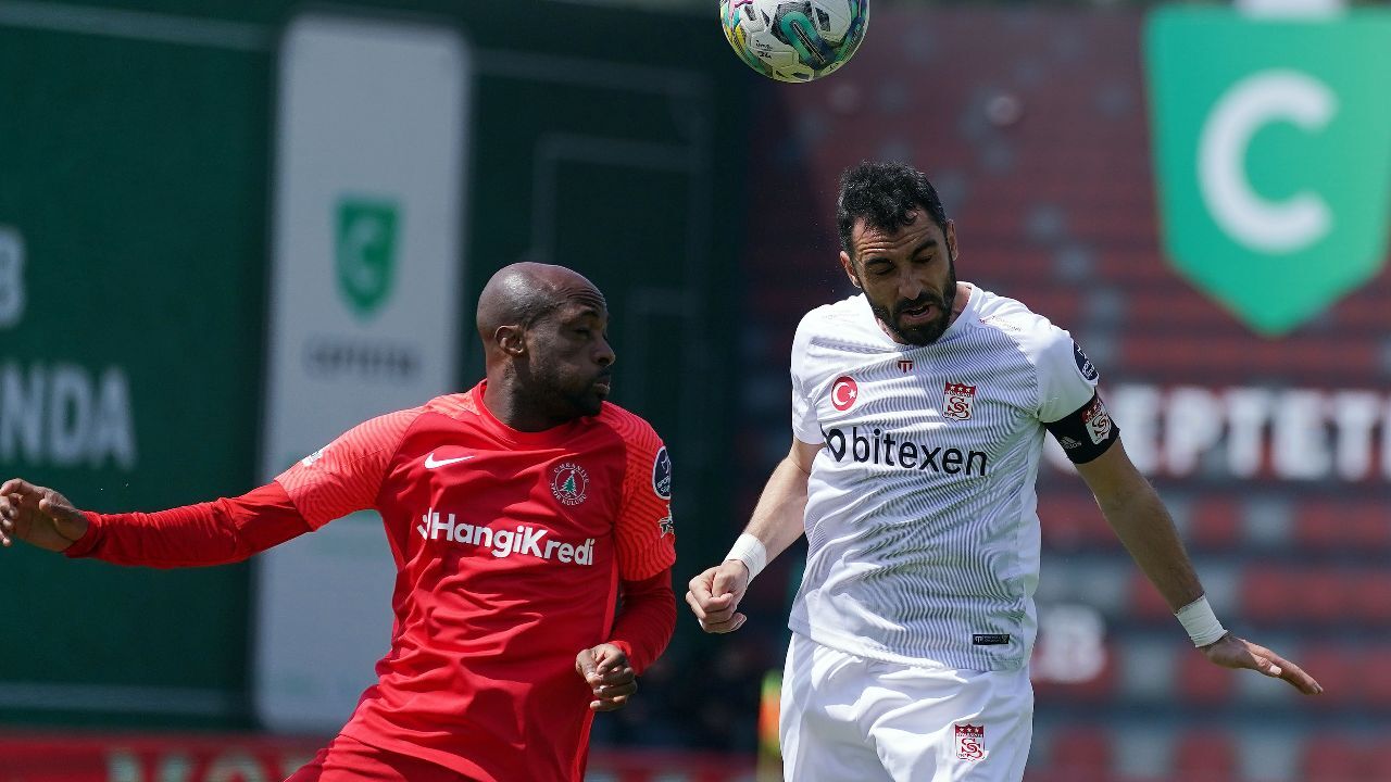 Ümraniyespor - Sivasspor maçı hangi kanalda, nerede izlenir, saat kaçta canlı yayınlanacak?
