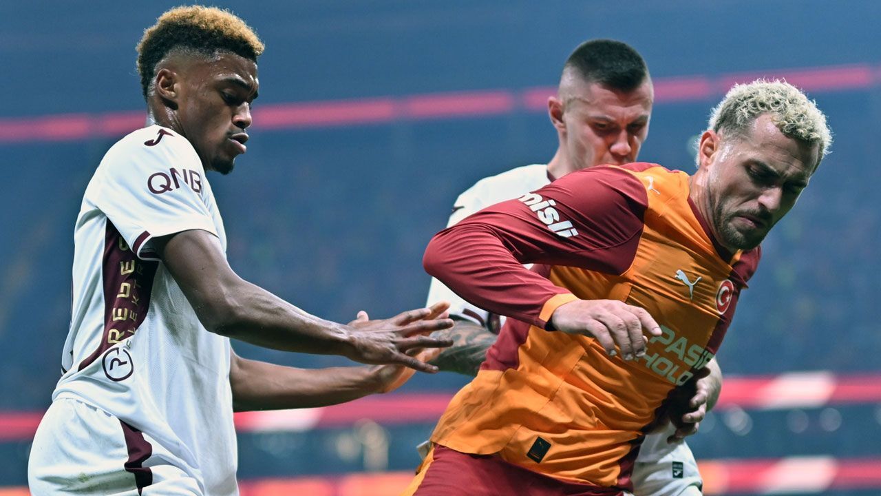 Galatasaray ile Trabzonspor yenişemedi: Derbide gol yok, kırmızı var
