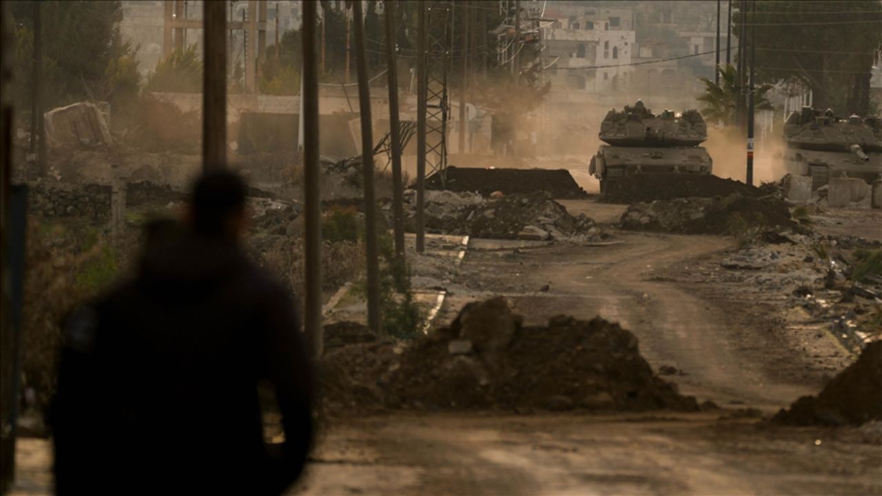 İsrail ordusu Suriye'nin köylerine girdi! Kuneytra'da sınır ihlalleri durulmuyor