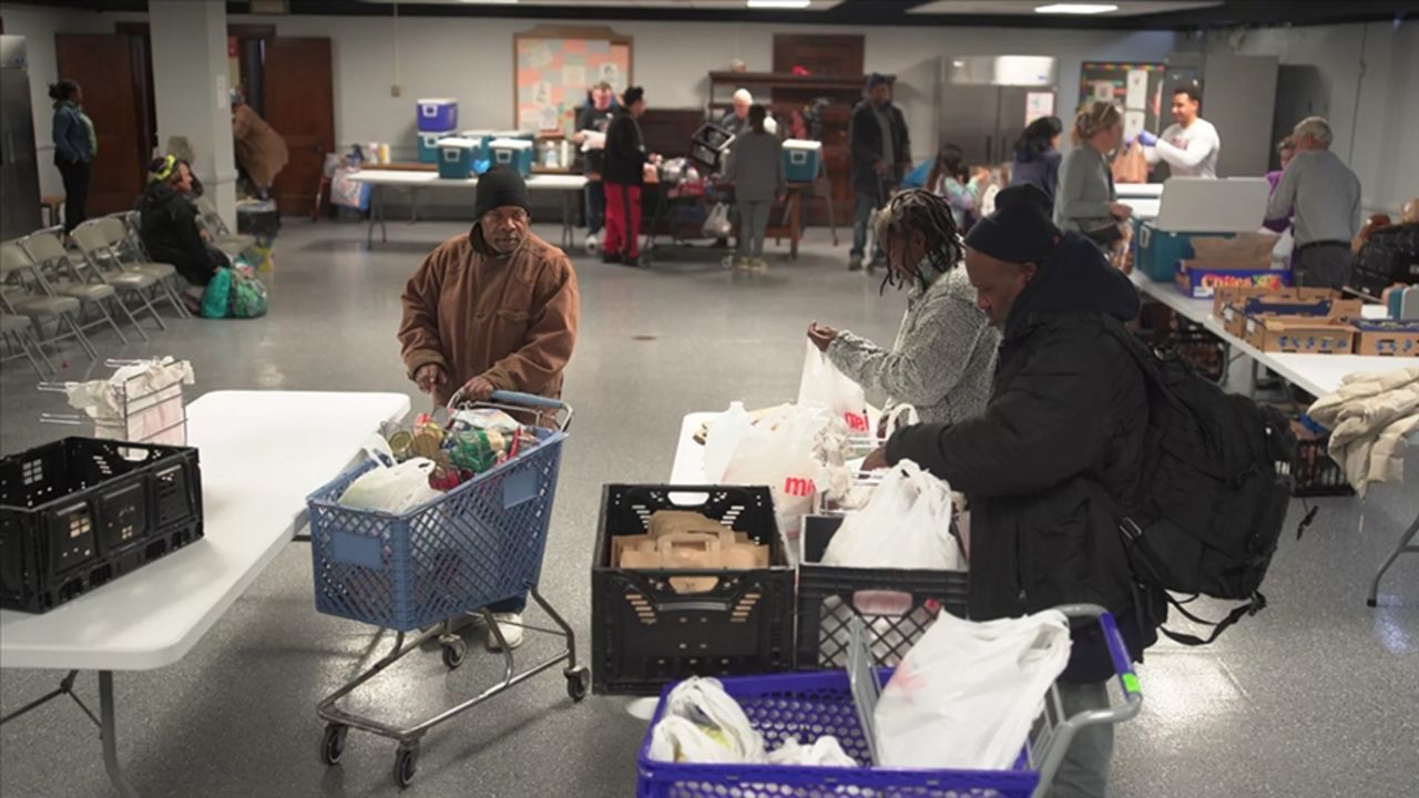 "Hükümet açılmadan tek kuruş yardım yok"... ABD