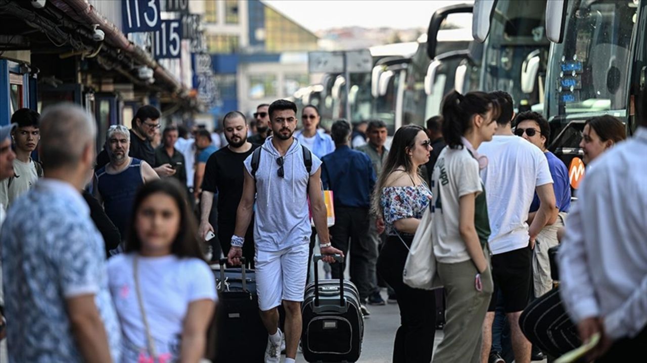 2026 uzun tatillerin yılı olacak! Çalışanlara müjde, 46 gün izin yapmak için...