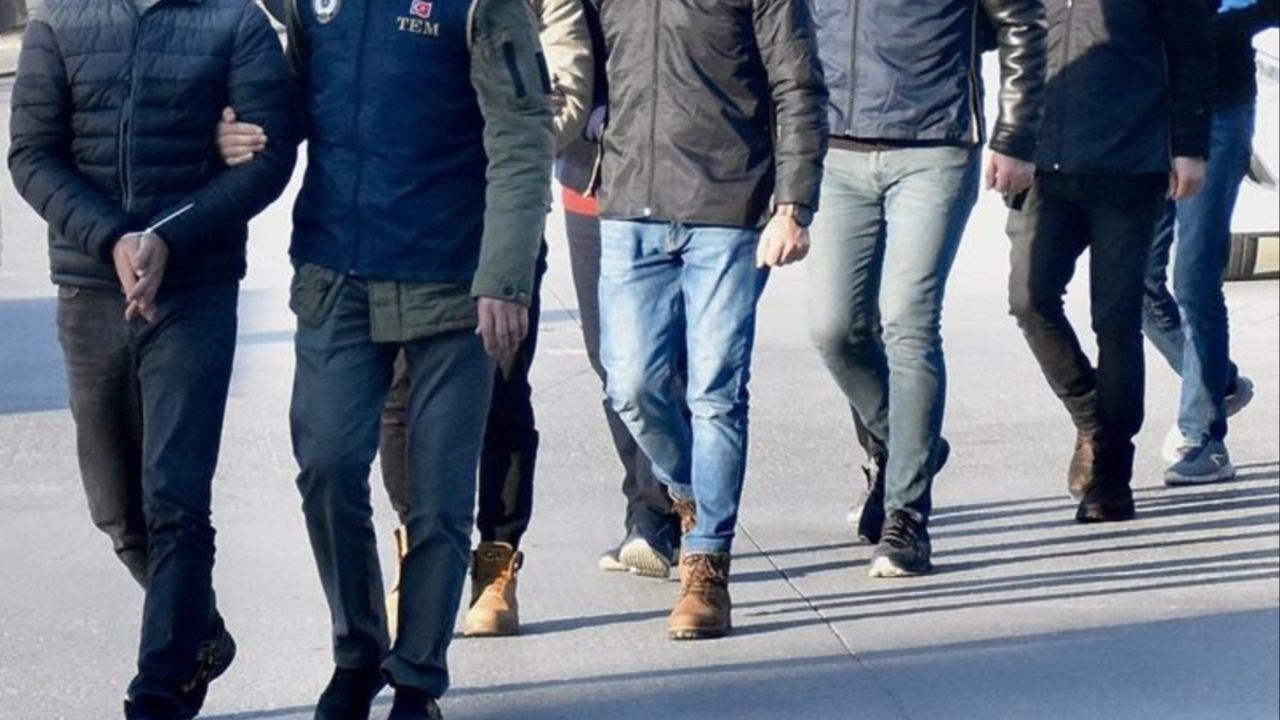 Antalya Büyükşehir Belediyesine yönelik soruşturmada 8 şüpheli gözaltına alındı