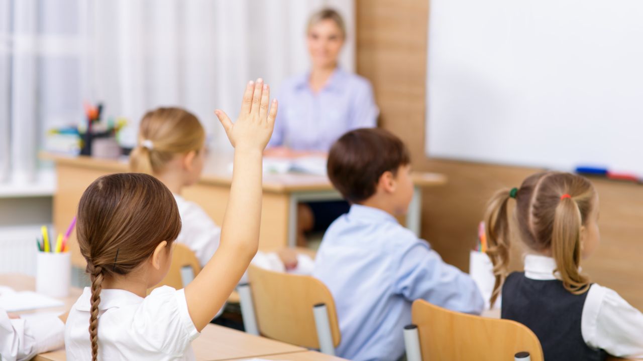 Norm fazlasına yargı freni! Öğretmen '120 km uzağa gitmem' dedi, mahkeme haklı buldu