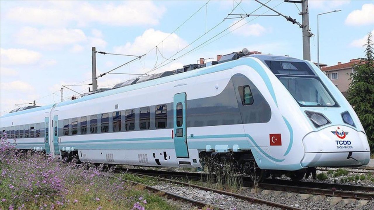 Millî hızlı tren 2026’da raylarda