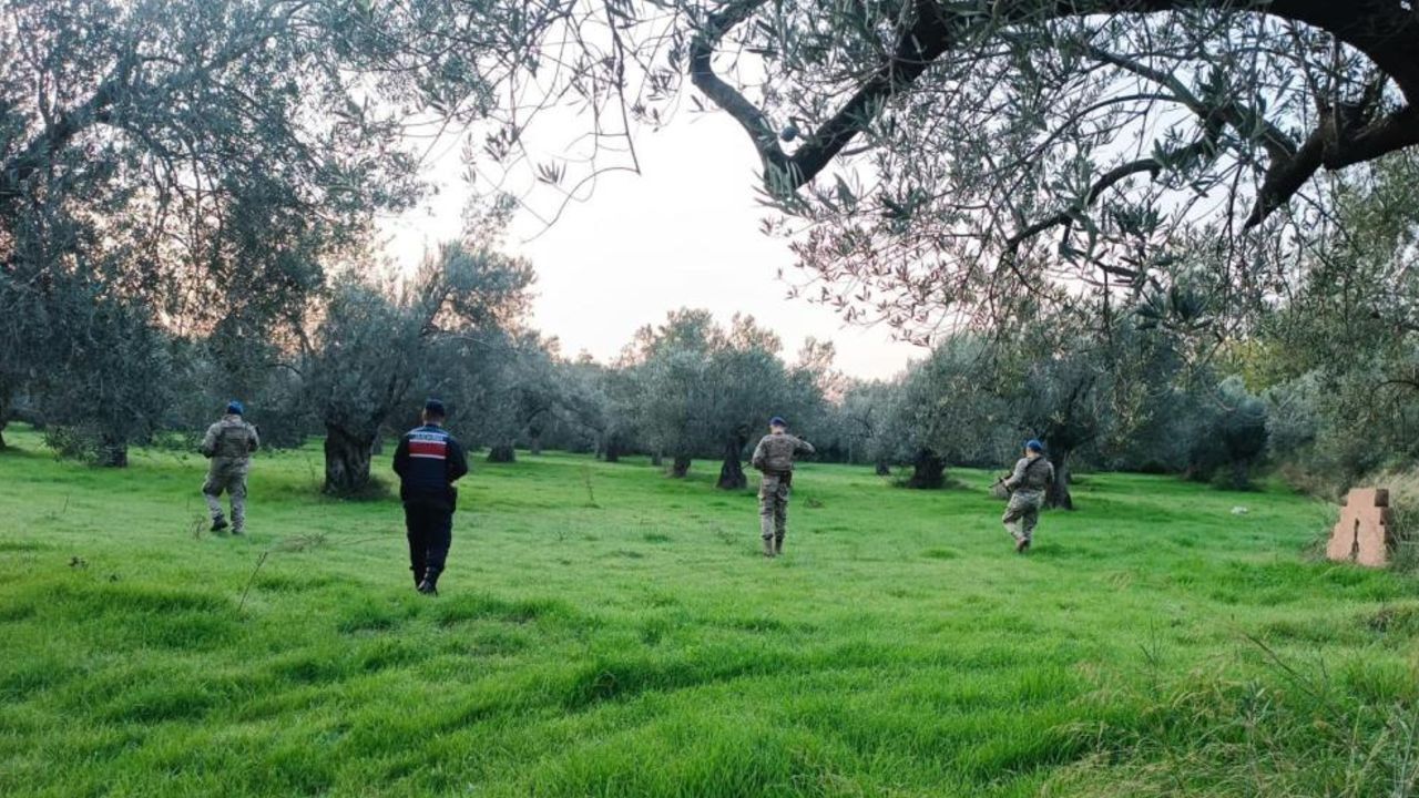 Hasat öncesi komandolar sahaya indi! 24 saat devriye geziyorlar