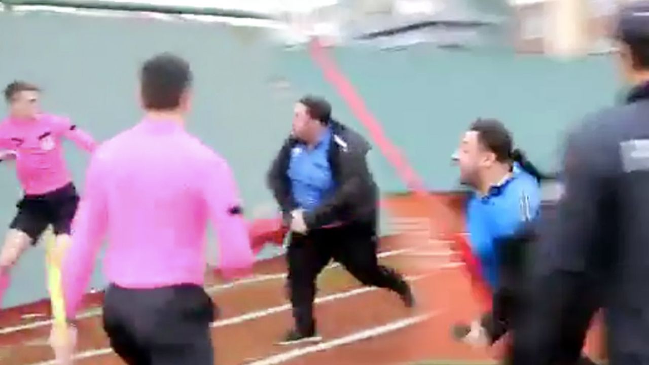 Bahis operasyonunda çarpıcı detay! Korner direğiyle darbedilen hakem de gözaltında