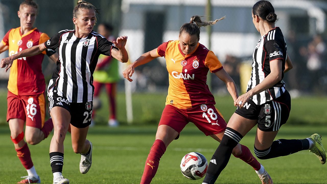 Turkcell Kadın Futbol Süper Ligi: Galatasaray derbide Beşiktaş