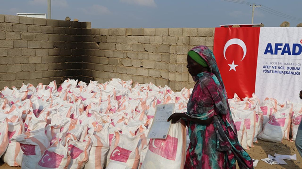 Dünyanın unuttuğu Sudan’a Türkiye’den yardım eli! 1500 aileye gıda desteği sağlandı