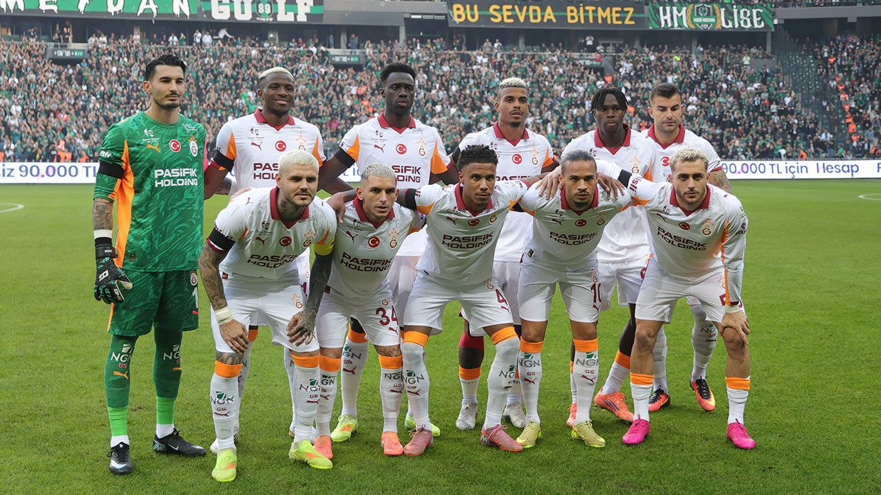 Galatasaray'da sakatlık şoku! Yıldız isim oyuna devam edemedi