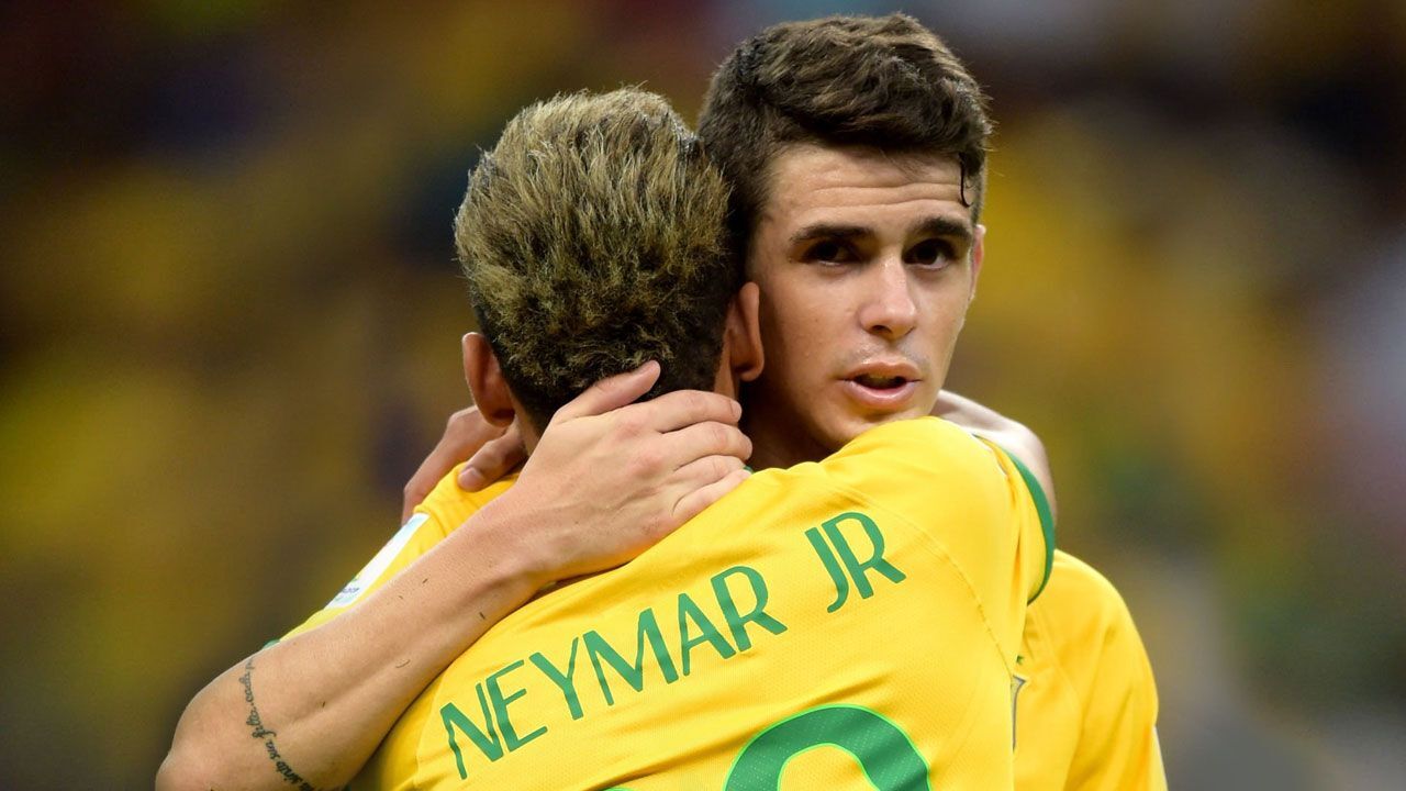 Yıldız futbolcu fenalaştı: Hastaneye kaldırıldı