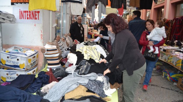 Ayvalık pazarına Yunan akını görseli