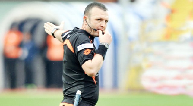 Hakemler sakata geldi görseli