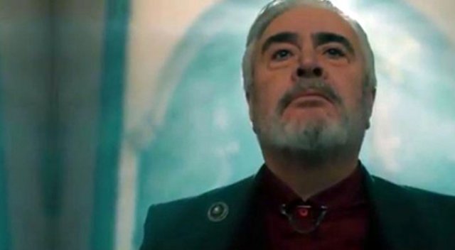 Uğur Yücel "İçerde" dizisinde ilk günden efsaneleşti görseli