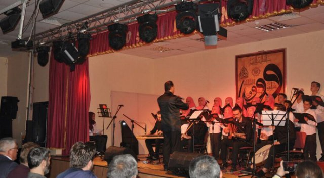 Vaktini düzelt, edebe riayet et görseli