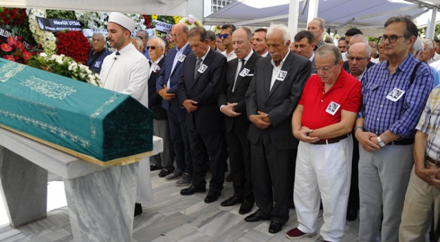 Güngör Uras son yolculuğuna uğurlandı görseli
