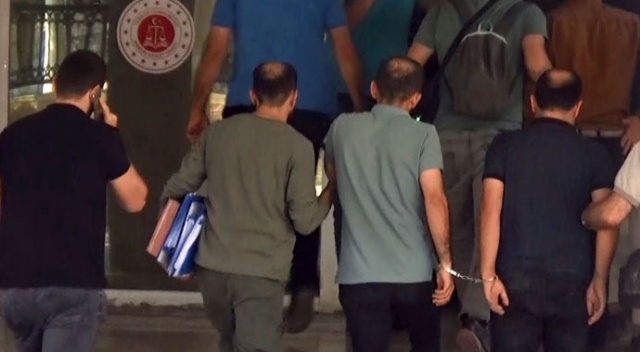 İHA muhabirini darp edip, telefonunu gasp eden zanlılar serbest bırakıldı görseli