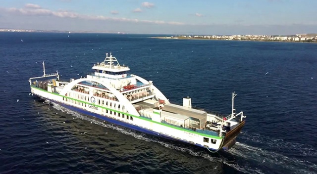 Geyikli-Bozcaada arasına feribot yetişmiyor görseli