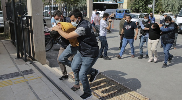 Polislere ateş açan saldırganlar tutuklandı görseli