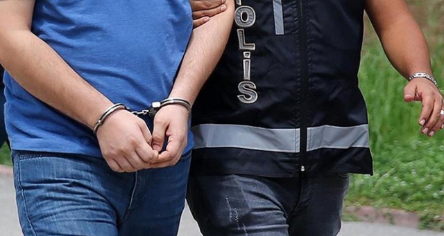 Samsun'da zehir tacirlerine darbe, 22 kişi yakalandı görseli