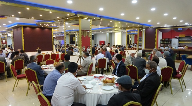 Van'da husumetli aileler barıştırıldı görseli