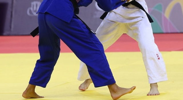 İsrailli rakibiyle eşleşmemek için olimpiyattan çekildi görseli