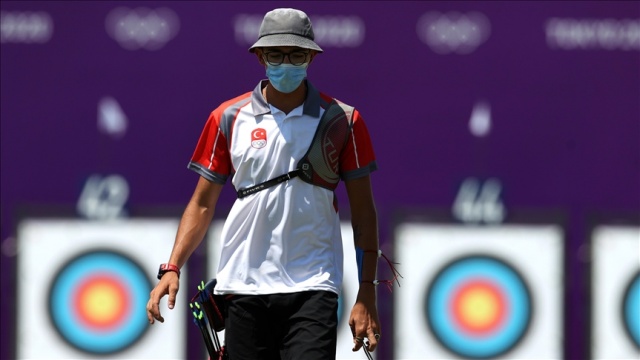 Milli okçu Mete Gazoz, bireysel sıralamada 10. sırayı aldı. görseli