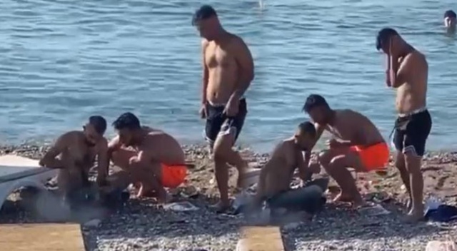 Sahilde magandalık! Kuma ateş ettiler... görseli