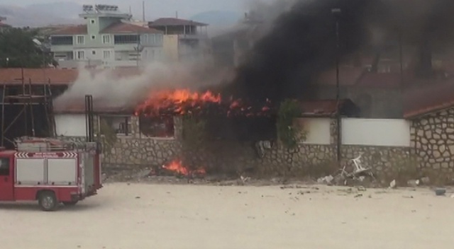 Şanlıurfa Hipodromu'ndaki yangın kontrol altında görseli