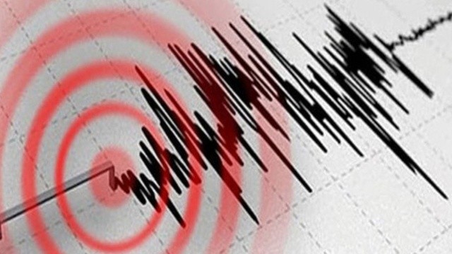 Filipinler'de 5,7 büyüklüğünde deprem oldu görseli