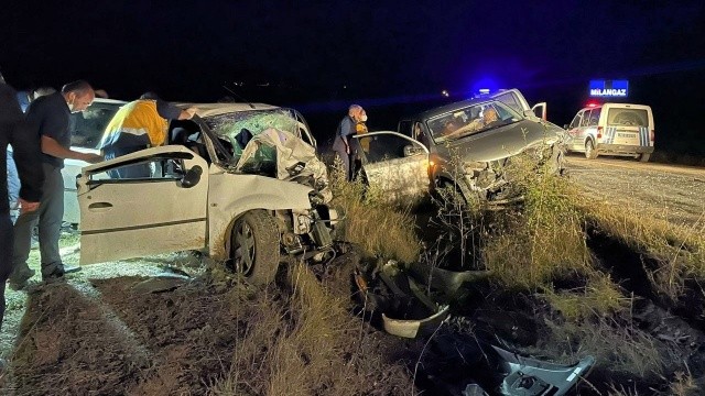 Karabük'te feci kaza: 2 ölü 6 da yaralı var görseli