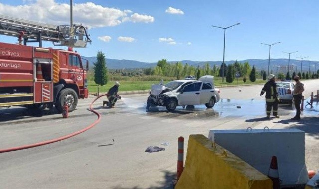 Kütahya'da feci kaza, 2'si polis 5 yaralı var görseli