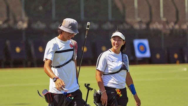 Mete Gazoz ile Yasemin Ecem Anagöz, Japonları devirdi görseli