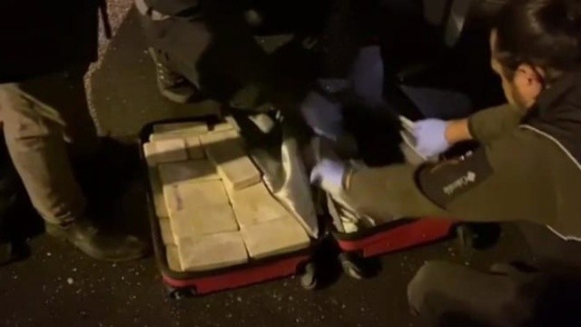 Ağrı’da 97 kilodan fazla eroin ele geçirildi görseli