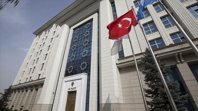 AK Parti MYK toplantısı sona erdi görseli