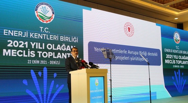 Bakan Dönmez'den doğal gaz açıklaması: Azerbaycan ile el sıkıştık görseli