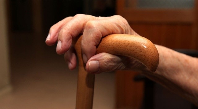 2023 yılı sonuna kadar 2 bin 320 kapasiteli 23 huzurevi hizmete açılacak görseli