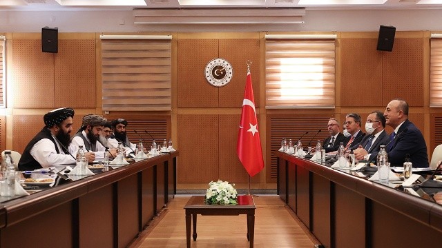 Çavuşoğlu, Taliban heyeti ile yaptığı görüşmenin detaylarını açıkladı görseli
