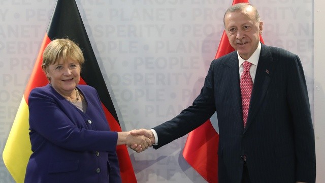 Cumhurbaşkanı Erdoğan, Merkel ile görüştü görseli