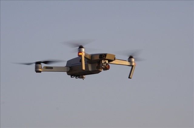 Dünyada bir ilk! Hastaya nakledilecek akciğer drone ile taşındı görseli