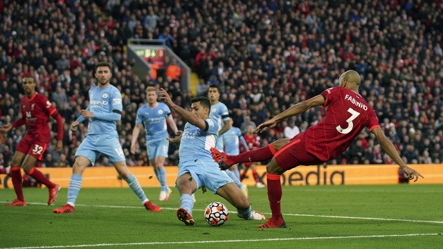 Liverpool-City maçından galip çıkmadı görseli