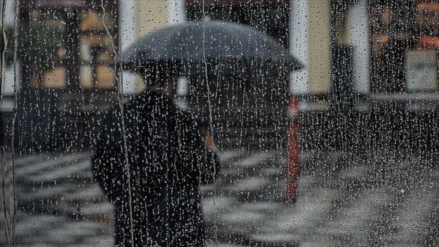 Meteoroloji uyardı, Ege kıyılarında kuvvetli sağanak bekleniyor görseli
