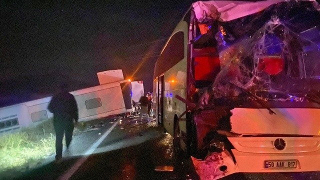 Nevşehir'de öğrenci taşıyan otobüsler kaza yaptı: 44 yaralı görseli