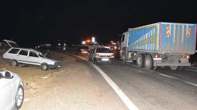 Şanlıurfa'da feci kaza: 1 ölü, 5 ağır yaralı görseli