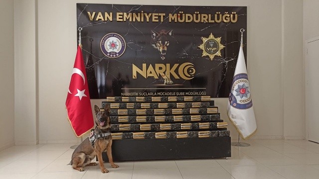 Van'da zehir tacirlerine ağır darbe! görseli