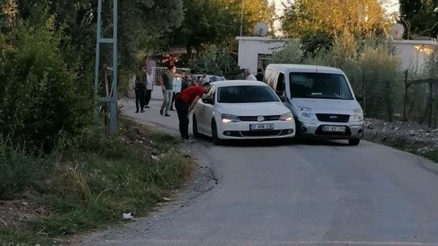 Yakalanacağını anlayınca kendini vurdu! görseli