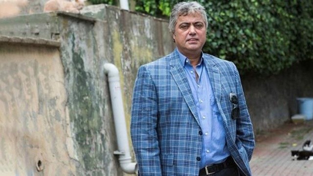 Cengiz Kurtoğlu, iş adamına bıçakla saldırdı!  O anlar kamerada görseli