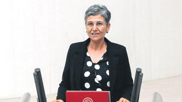 HDP'li Leyla Güven'e terör örgütü propagandası yapmaktan 5 yıl hapis görseli