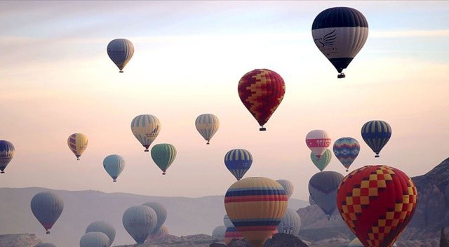 Kapadokya'yı 10 ayda 2 milyona yakın turist ziyaret etti görseli