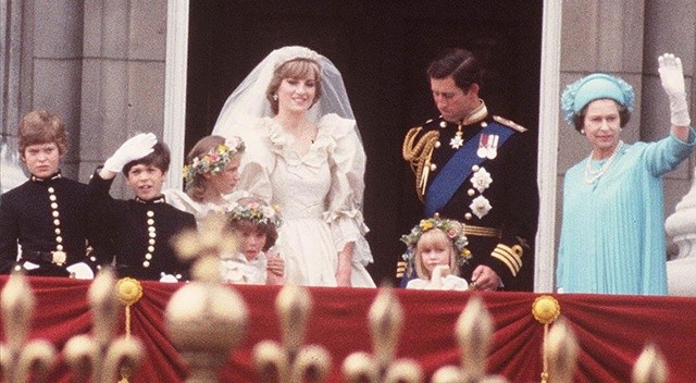 Lady Diana'yı konu edinen "Spencer" filmi, 12 Kasım'da vizyona girecek görseli